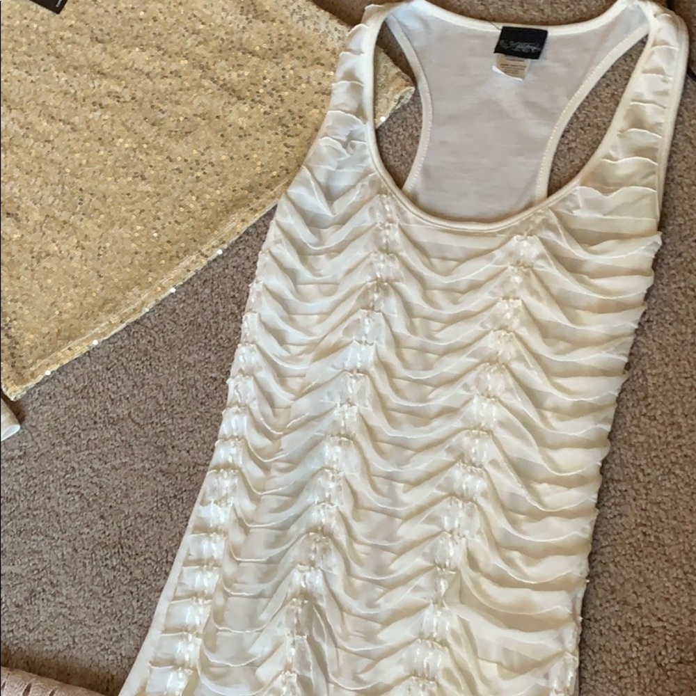 Tank top bundle - Picture 5 of 5